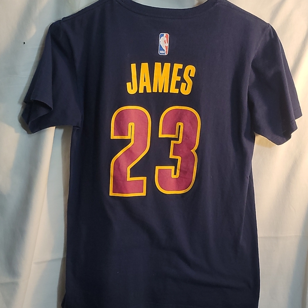 Men's shirts - Picture 3 of 3